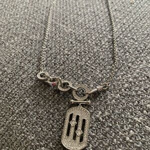 Chic Silver Pendant Necklace